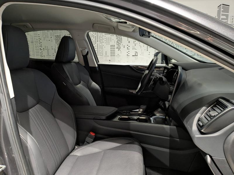 Photo 9 de l’annonce de LEXUS NX d’occasion à vendre à AUBIÈRE