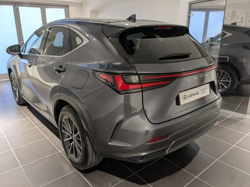 Photo 13 de l’annonce de LEXUS NX d’occasion à vendre à AUBIÈRE
