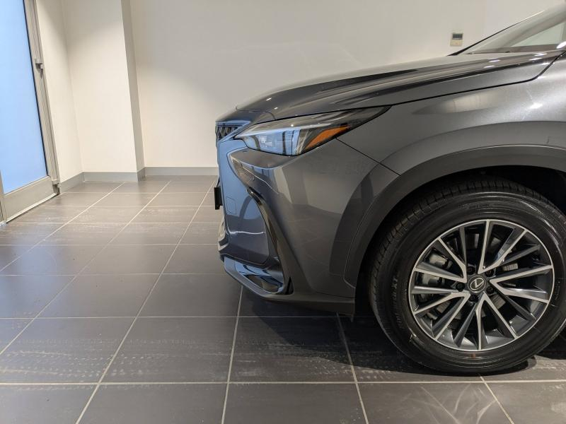 Photo 16 de l’annonce de LEXUS NX d’occasion à vendre à AUBIÈRE