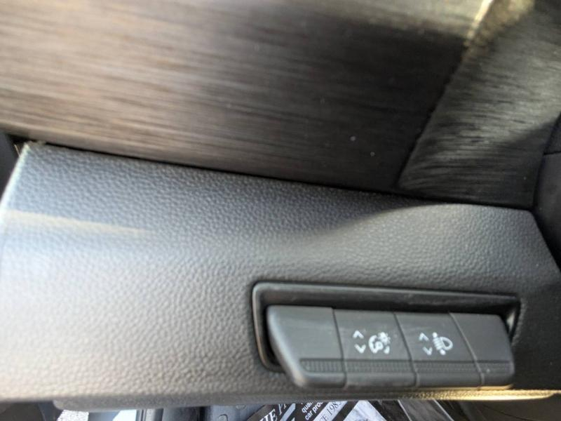 Photo 12 de l’annonce de RENAULT Trafic Fg VUL d’occasion à vendre à FRÉJUS