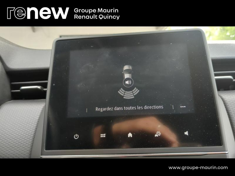 Photo 16 de l’annonce de RENAULT Clio d’occasion à vendre à QUINCY-SOUS-SÉNART