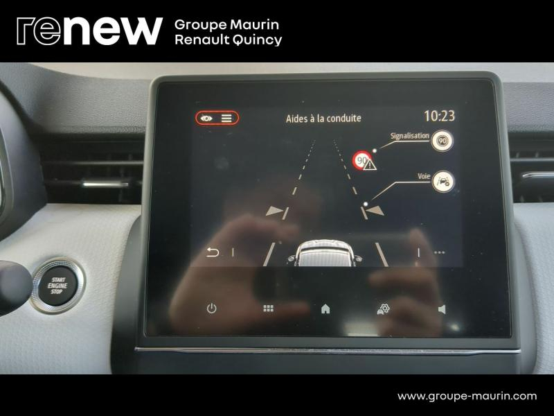 Photo 13 de l’annonce de RENAULT Clio d’occasion à vendre à QUINCY-SOUS-SÉNART
