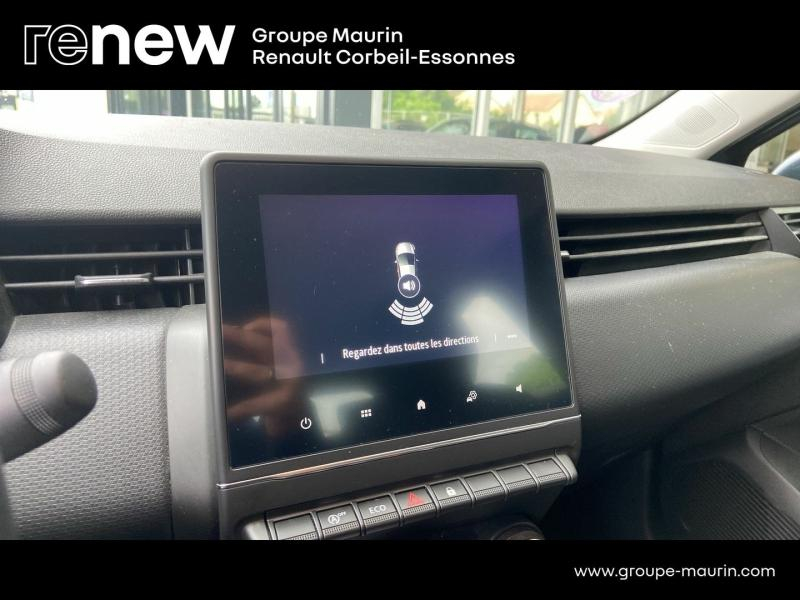Photo 12 de l’annonce de RENAULT Clio d’occasion à vendre à CORBEIL-ESSONNES
