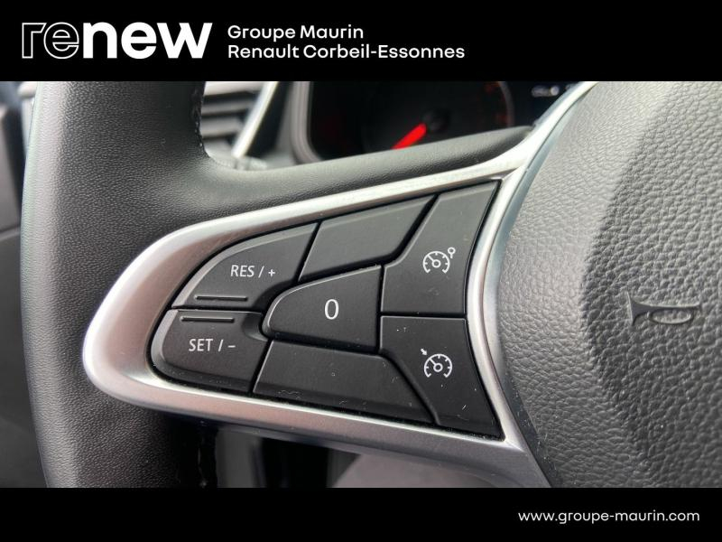 Photo 18 de l’annonce de RENAULT Clio d’occasion à vendre à CORBEIL-ESSONNES