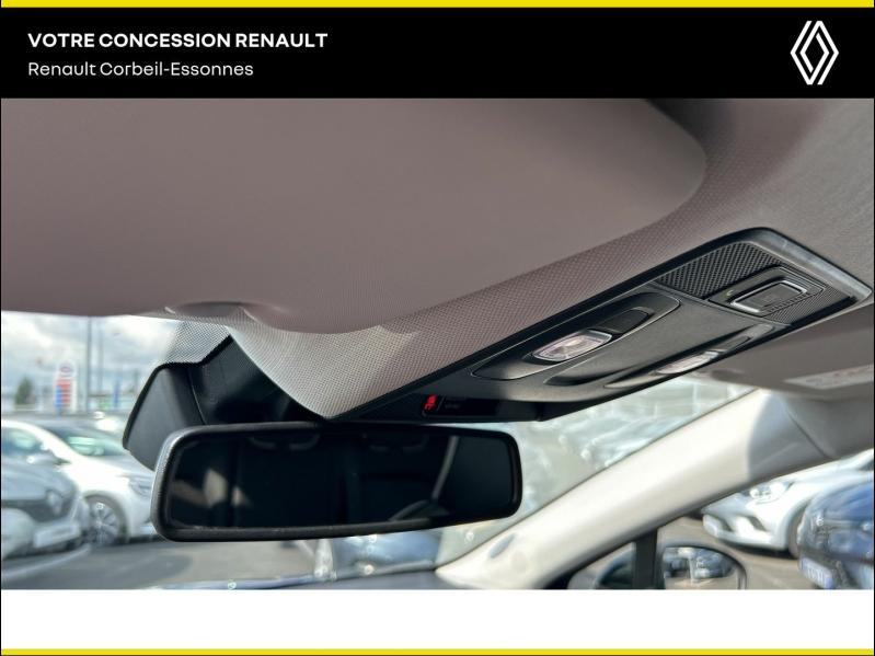 Photo 10 de l’annonce de RENAULT Captur d’occasion à vendre à CORBEIL-ESSONNES