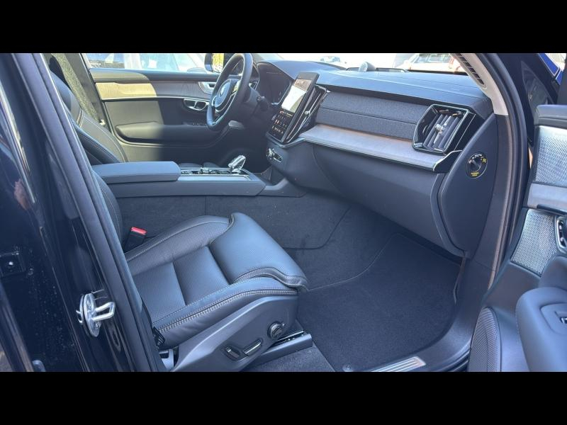 Photo 20 de l’annonce de VOLVO XC90 d’occasion à vendre à AIX-EN-PROVENCE