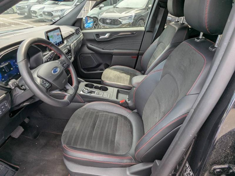 Photo 10 de l’annonce de FORD Kuga d’occasion à vendre à FRÉJUS