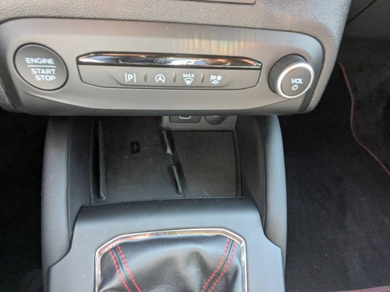 Photo 18 de l’annonce de FORD Focus d’occasion à vendre à FRÉJUS