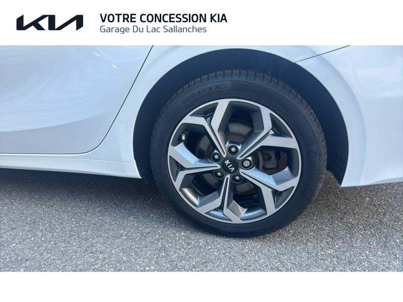 Photo 10 de l’annonce de KIA Ceed SW d’occasion à vendre à CHAMBERY