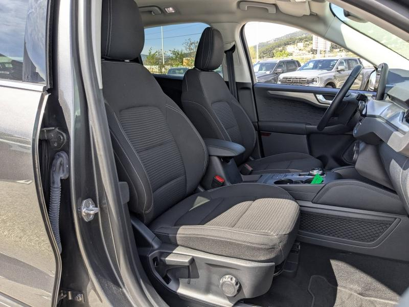 Photo 18 de l’annonce de FORD Kuga d’occasion à vendre à LA VALETTE