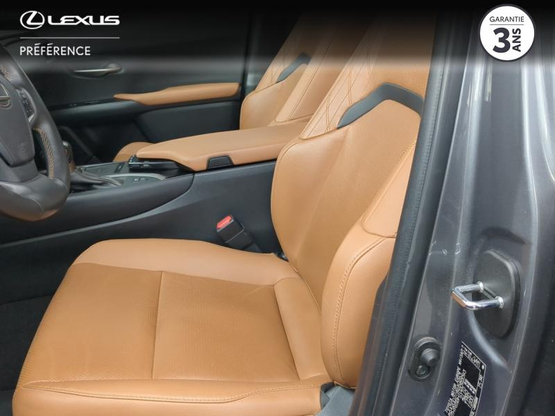 Photo 11 de l’annonce de LEXUS UX d’occasion à vendre à LATTES