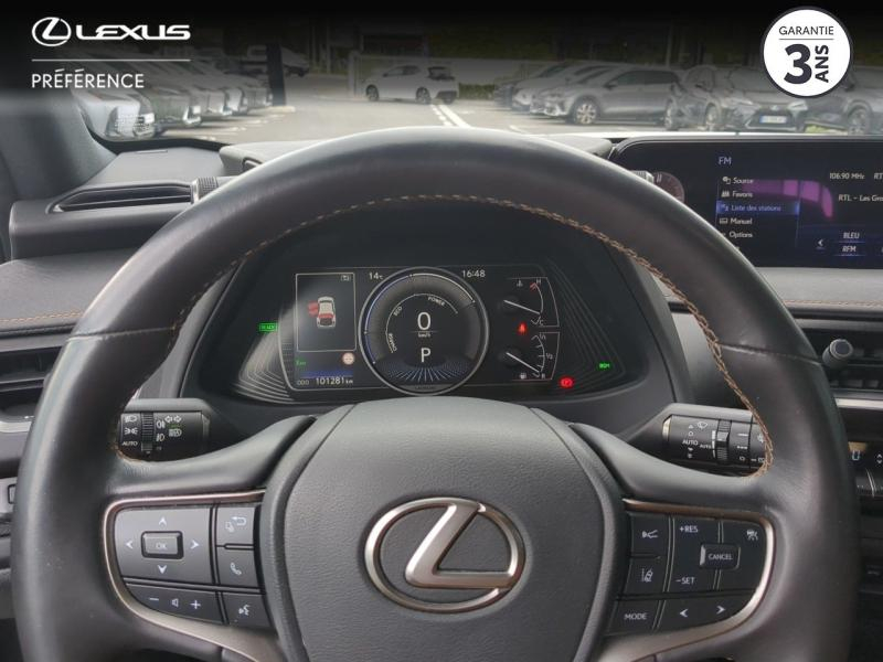 Photo 13 de l’annonce de LEXUS UX d’occasion à vendre à LATTES