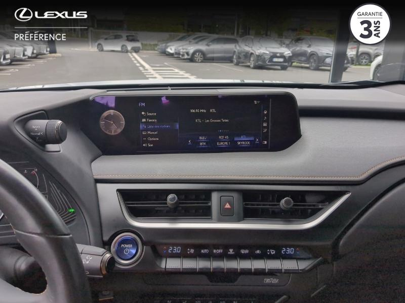 Photo 15 de l’annonce de LEXUS UX d’occasion à vendre à LATTES