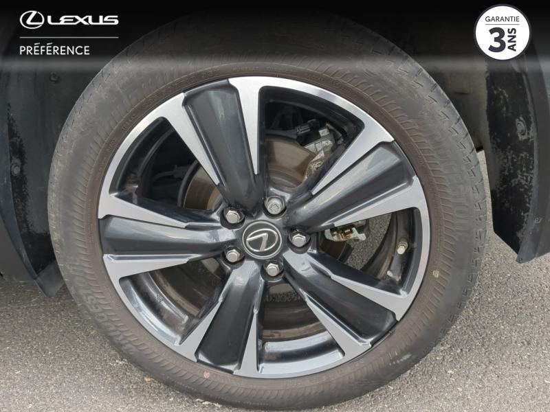 Photo 16 de l’annonce de LEXUS UX d’occasion à vendre à LATTES