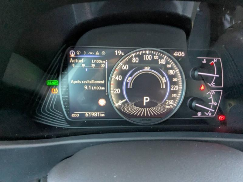 Photo 15 de l’annonce de LEXUS UX d’occasion à vendre à FRÉJUS
