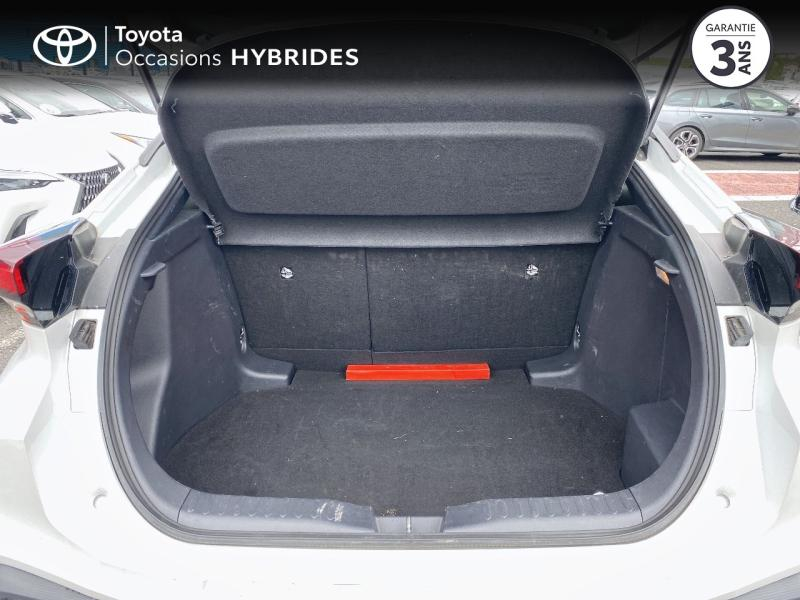 Photo 10 de l’annonce de TOYOTA C-HR d’occasion à vendre à AUBIÈRE