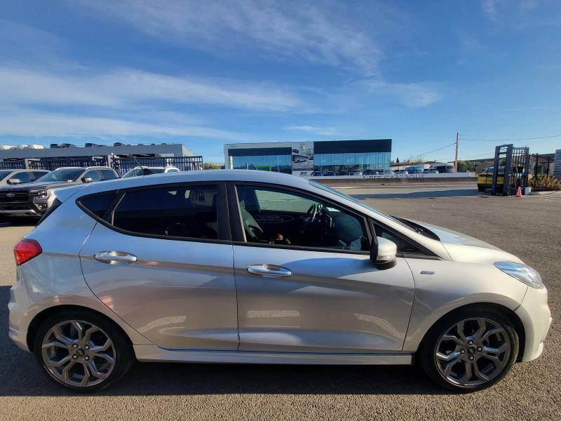 Photo 8 de l’annonce de FORD Fiesta d’occasion à vendre à FRÉJUS