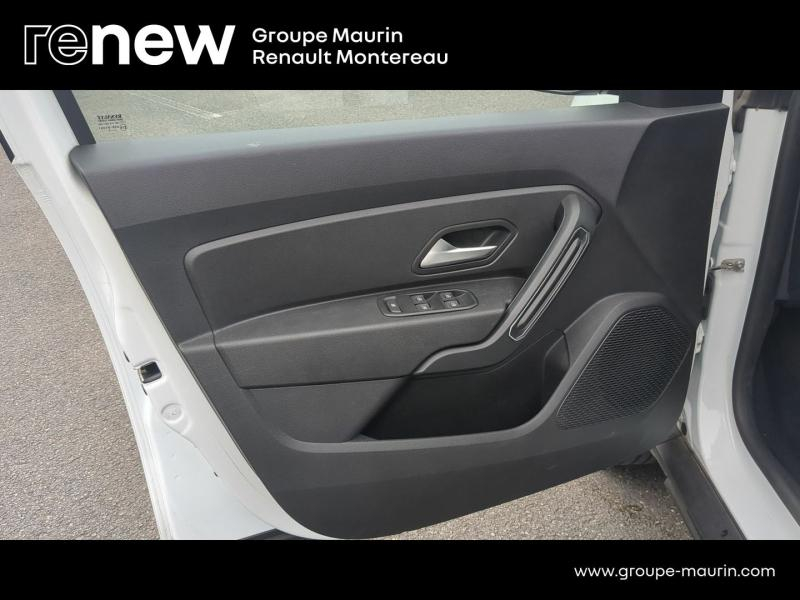 Photo 19 de l’annonce de DACIA Duster d’occasion à vendre à VARENNES SUR SEINE