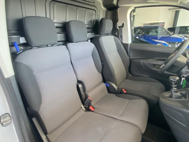 Photo 12 de l’annonce de OPEL Combo Cargo VUL d’occasion à vendre à PAYS DE GEX