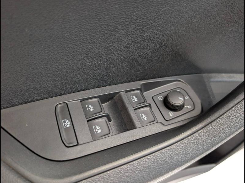 Photo 10 de l’annonce de SKODA Karoq d’occasion à vendre à PAYS DE GEX