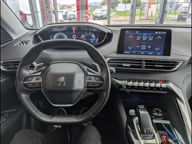 Photo 3 de l’annonce de PEUGEOT 5008 d’occasion à vendre à PAYS DE GEX