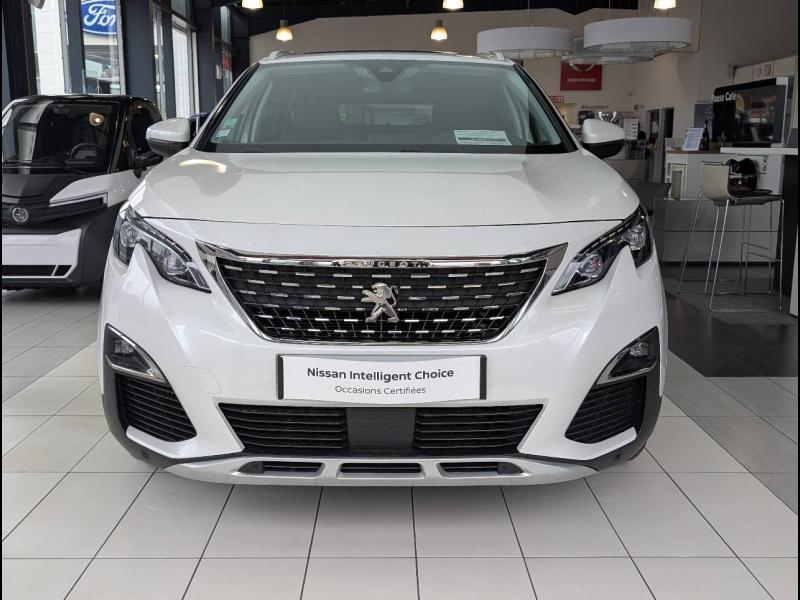 Photo 4 de l’annonce de PEUGEOT 5008 d’occasion à vendre à PAYS DE GEX