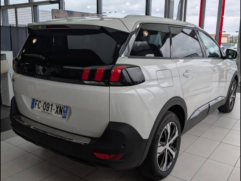 Photo 7 de l’annonce de PEUGEOT 5008 d’occasion à vendre à PAYS DE GEX