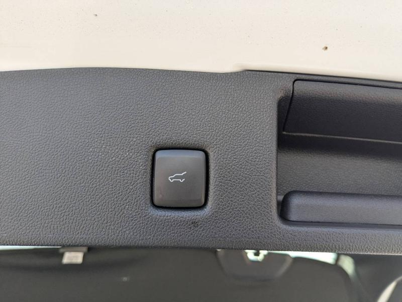 Photo 5 de l’annonce de FORD Kuga d’occasion à vendre à FRÉJUS