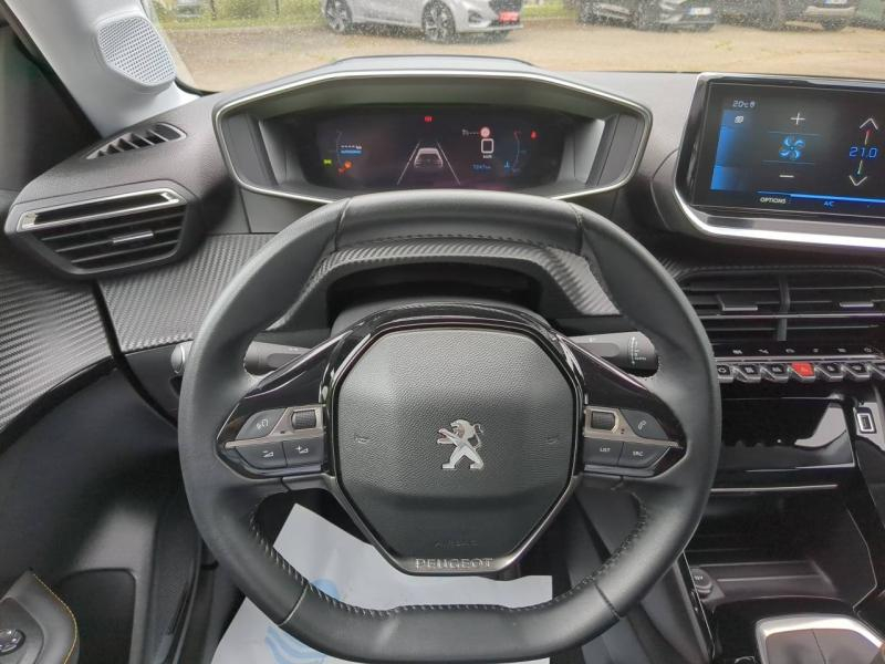 Photo 12 de l’annonce de PEUGEOT 208 d’occasion à vendre à NÎMES