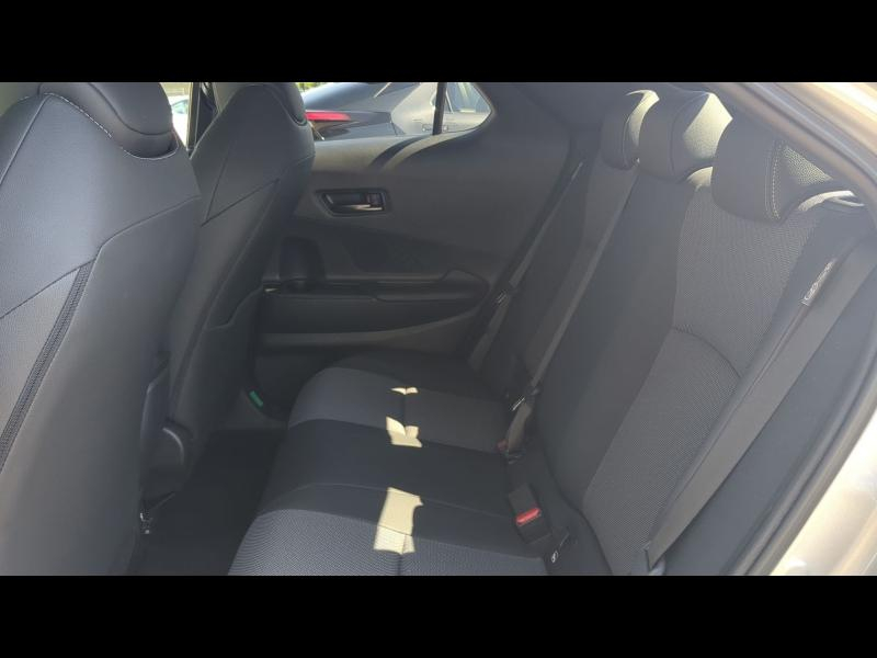 Photo 11 de l’annonce de TOYOTA C-HR d’occasion à vendre à ARLES