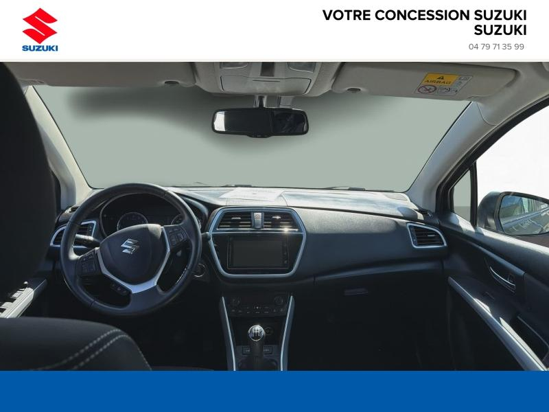 Photo 15 de l’annonce de SUZUKI SX4 S-Cross d’occasion à vendre à CHAMBERY
