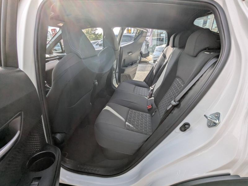 Photo 17 de l’annonce de TOYOTA C-HR d’occasion à vendre à ANNEMASSE