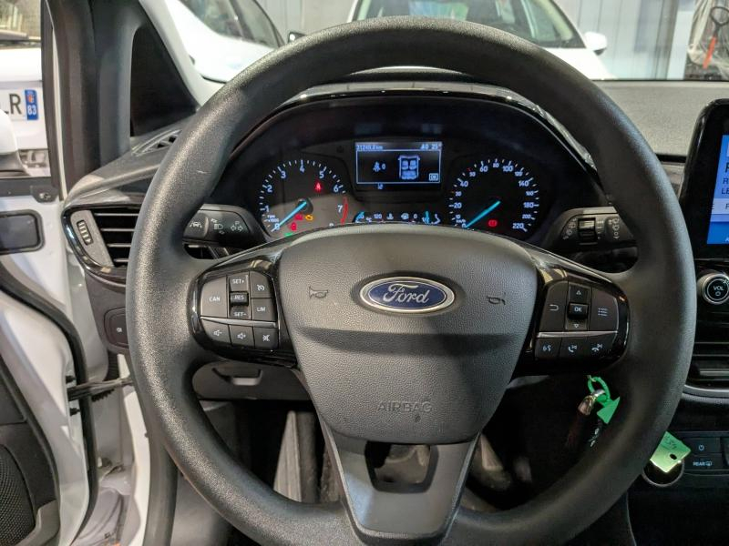 Photo 12 de l’annonce de FORD Fiesta d’occasion à vendre à LA VALETTE