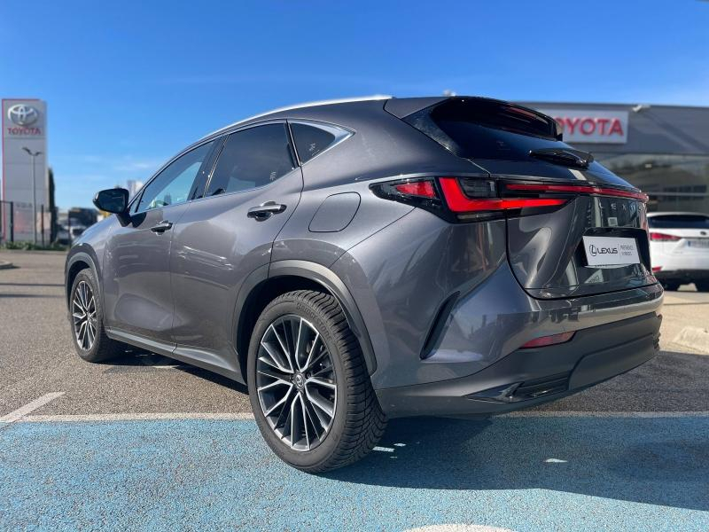 Photo 3 de l’annonce de LEXUS NX d’occasion à vendre à MONTFAVET