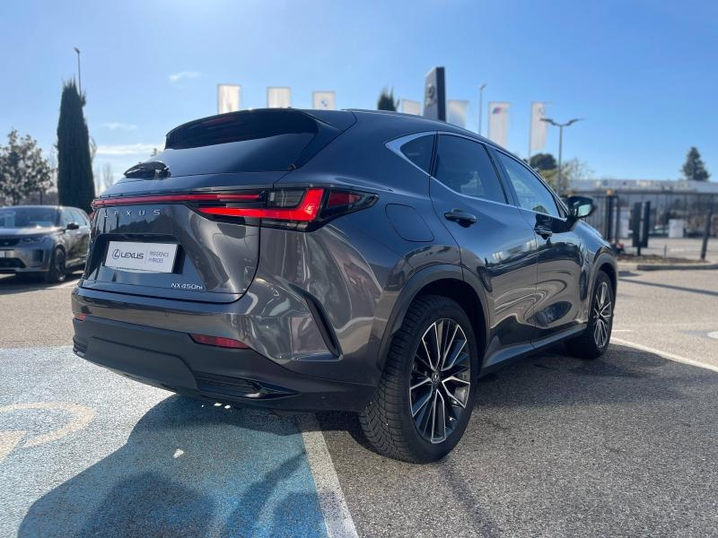 Photo 5 de l’annonce de LEXUS NX d’occasion à vendre à MONTFAVET
