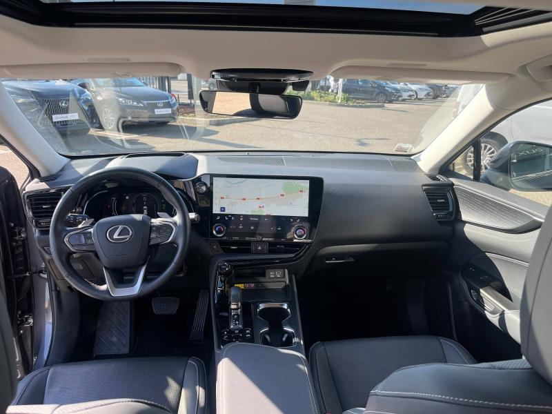 Photo 12 de l’annonce de LEXUS NX d’occasion à vendre à MONTFAVET