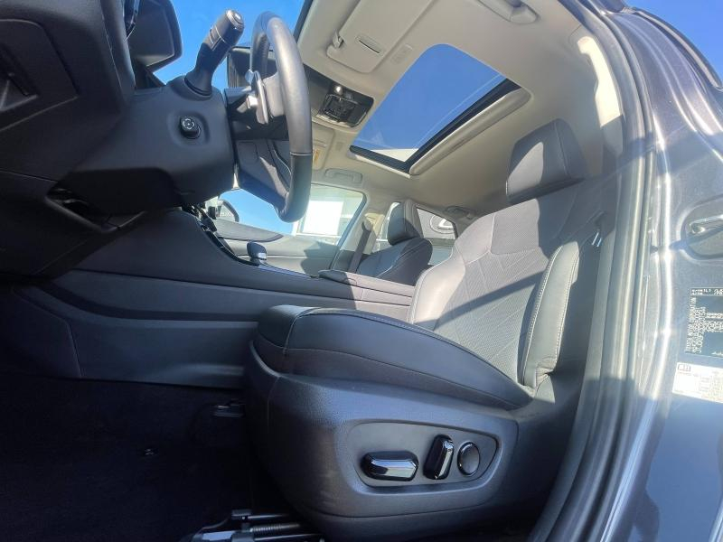 Photo 16 de l’annonce de LEXUS NX d’occasion à vendre à MONTFAVET