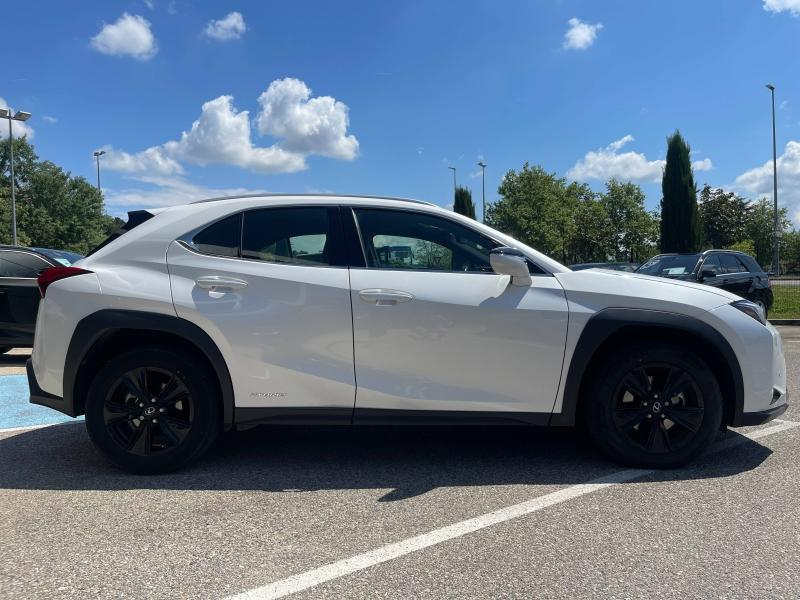Photo 6 de l’annonce de LEXUS UX d’occasion à vendre à MONTFAVET