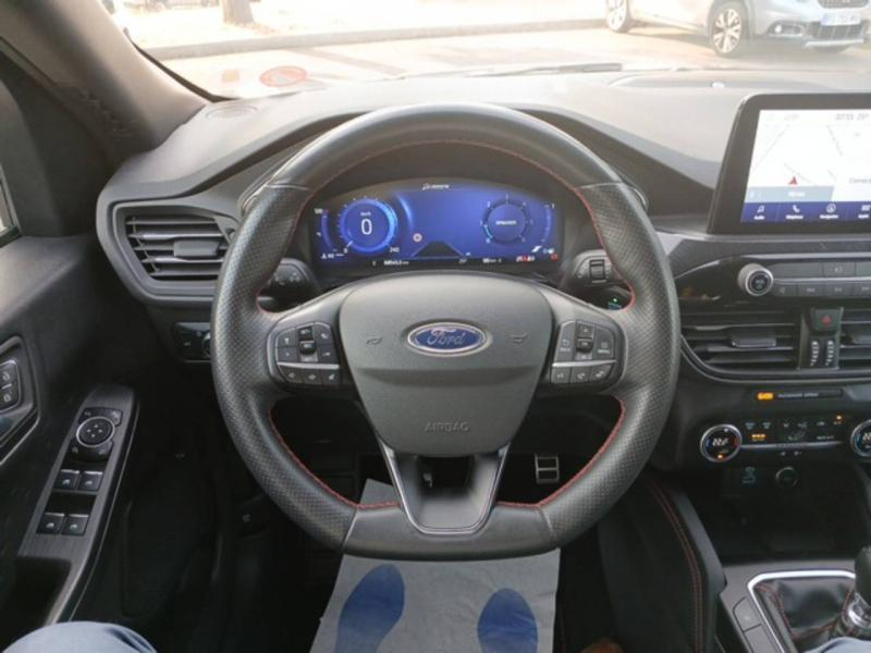 Photo 12 de l’annonce de FORD Kuga d’occasion à vendre à NÎMES