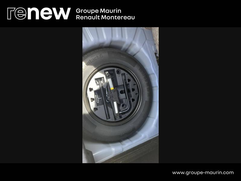 Photo 14 de l’annonce de RENAULT Clio d’occasion à vendre à VARENNES SUR SEINE