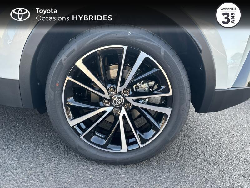 Photo 16 de l’annonce de TOYOTA C-HR d’occasion à vendre à AUBIÈRE