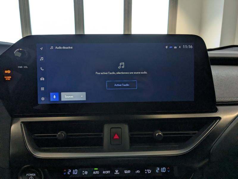 Photo 7 de l’annonce de LEXUS UX d’occasion à vendre à AUBIÈRE