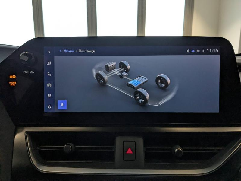 Photo 8 de l’annonce de LEXUS UX d’occasion à vendre à AUBIÈRE