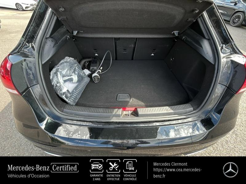 Photo 10 de l’annonce de MERCEDES-BENZ Classe A d’occasion à vendre à AUBIÈRE