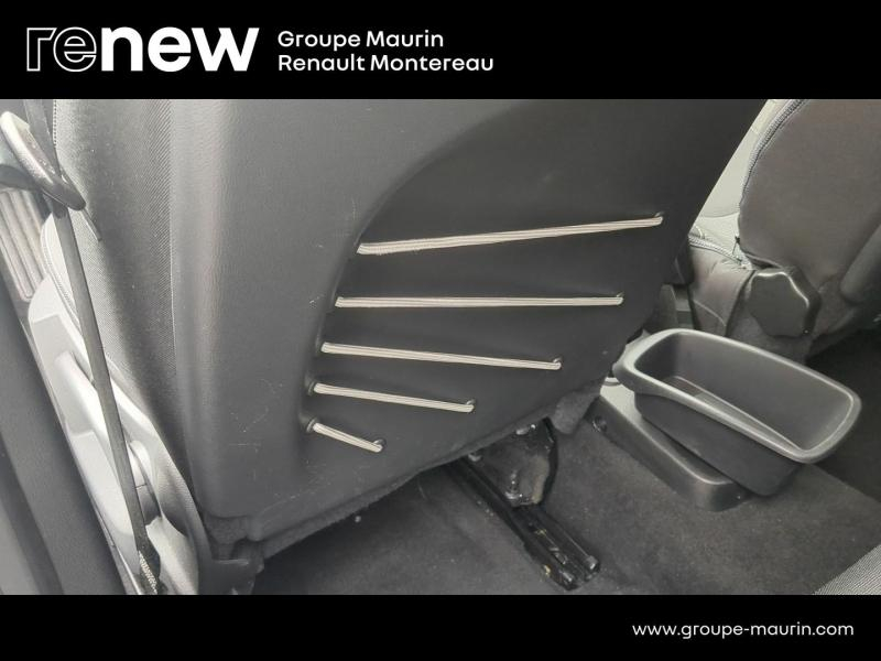 Photo 20 de l’annonce de RENAULT Captur d’occasion à vendre à VARENNES SUR SEINE