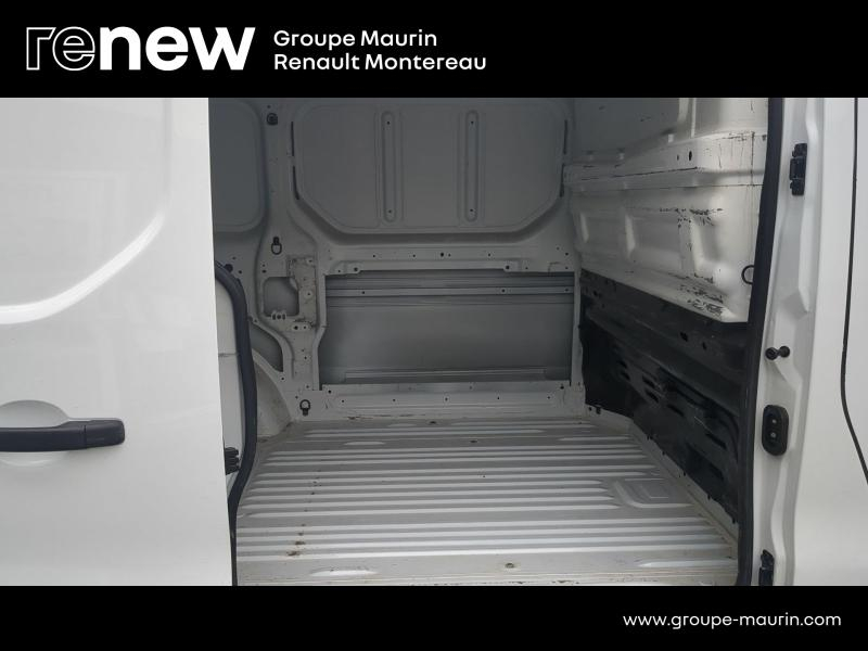 Photo 11 de l’annonce de RENAULT Trafic Fg VUL d’occasion à vendre à VARENNES SUR SEINE