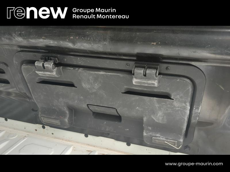 Photo 14 de l’annonce de RENAULT Trafic Fg VUL d’occasion à vendre à VARENNES SUR SEINE