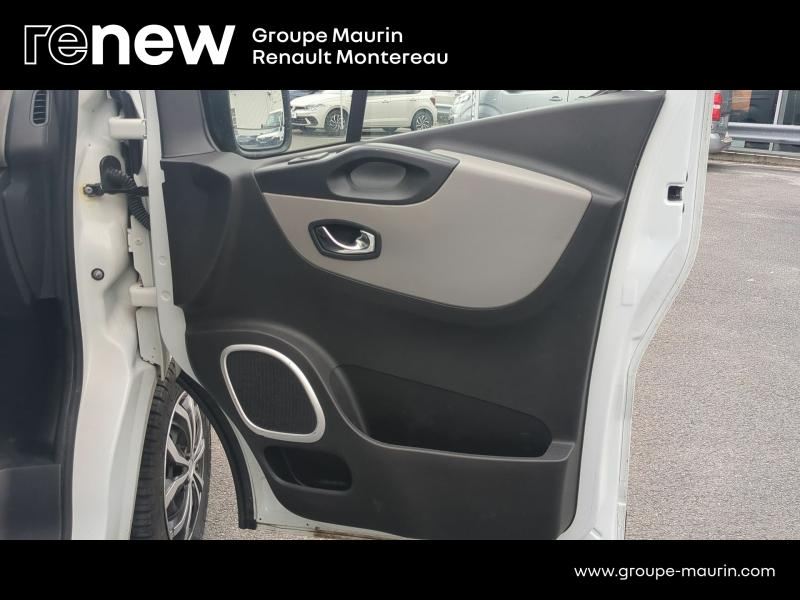 Photo 15 de l’annonce de RENAULT Trafic Fg VUL d’occasion à vendre à VARENNES SUR SEINE
