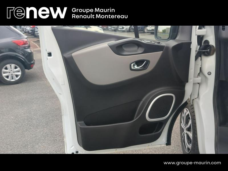 Photo 16 de l’annonce de RENAULT Trafic Fg VUL d’occasion à vendre à VARENNES SUR SEINE