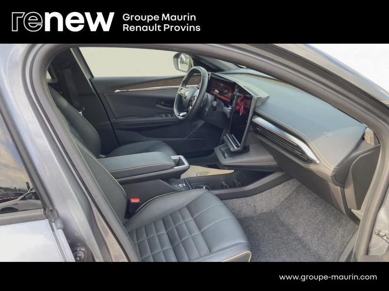 Photo 11 de l’annonce de RENAULT Megane d’occasion à vendre à PROVINS